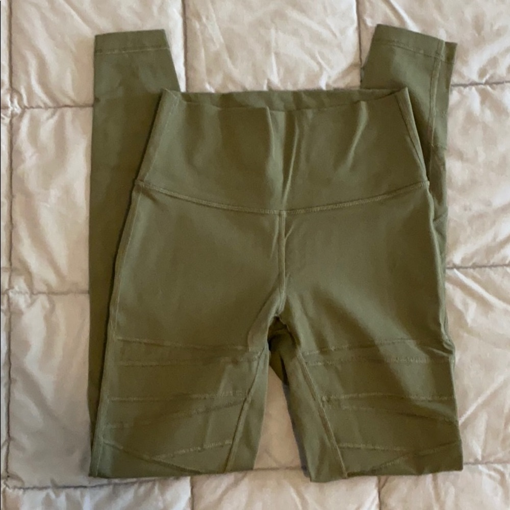 Lululemon Mesh WonderUnder Leggings